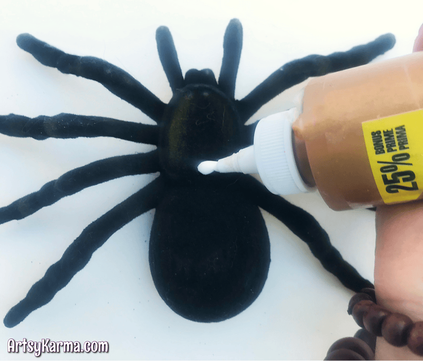 Creating a diy creepy spider for halloween decoration