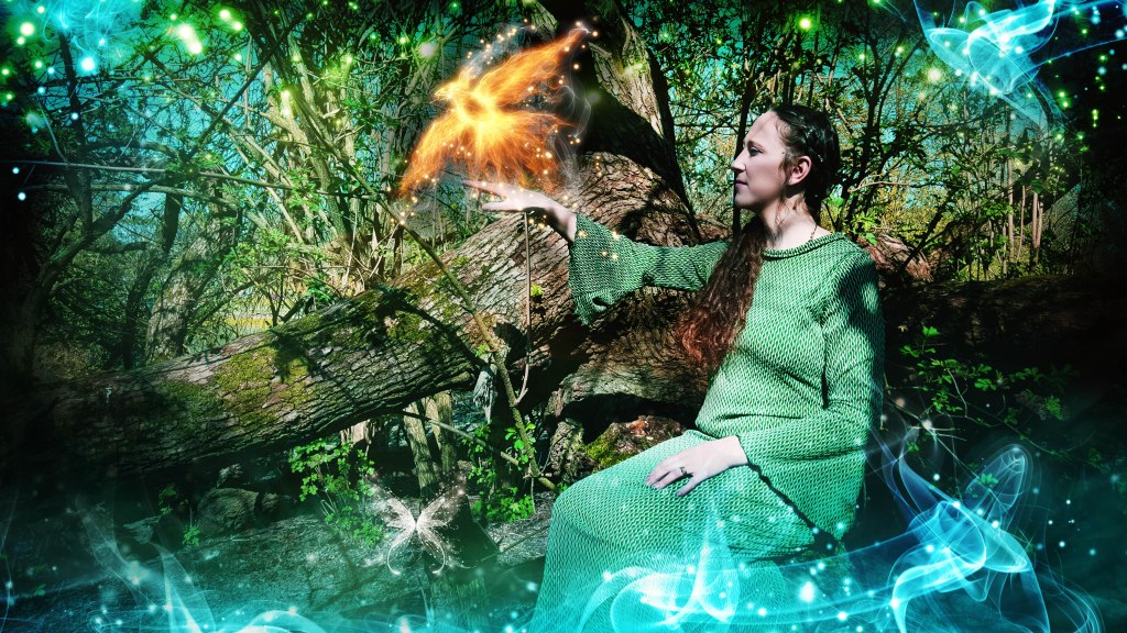 Author Astrid VJ