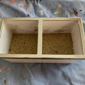 pot with sand 